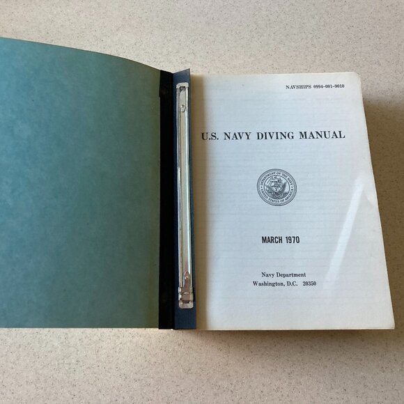U.S. Navy Diving Manual 1970 Navships Vintage Piece of History - Picture 5 of 15